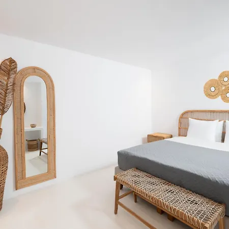 Frati Beachfront Hotel