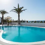 Casa Frati & Perivolos (Santorini)