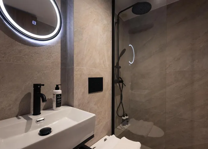 Отель Frati Beachfront Периволос