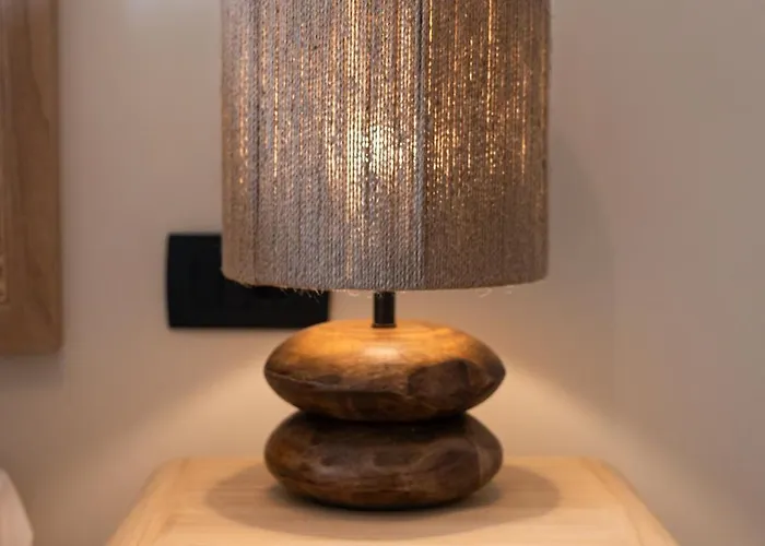 Отель Frati Beachfront