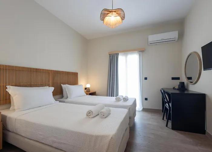 Frati Beachfront פריבולוס