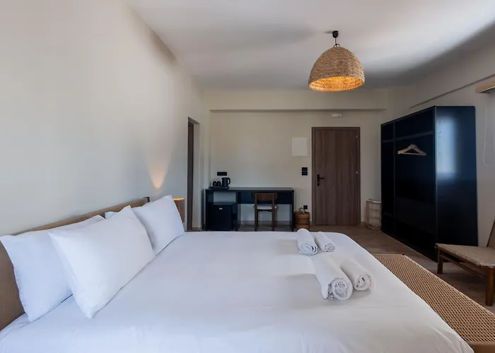 Frati Beachfront * פריבולוס