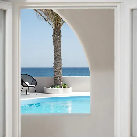 Ξενοδοχείο Frati Beachfront Περίβολος