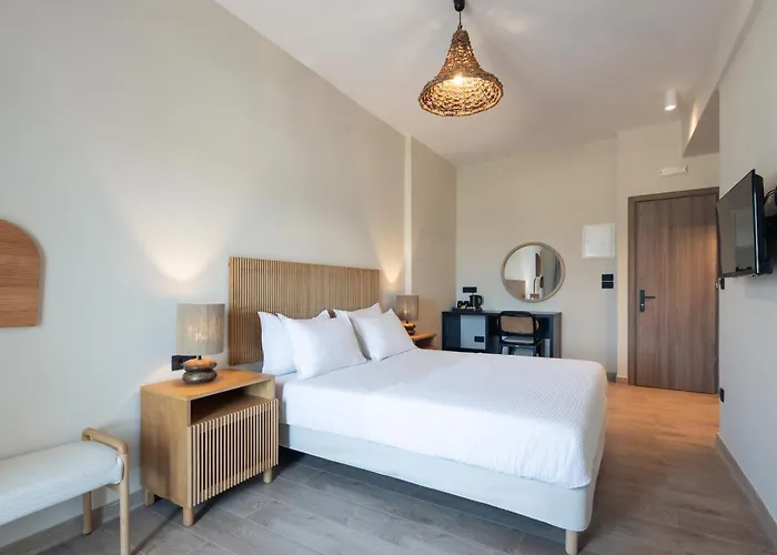 Frati Beachfront Hotel