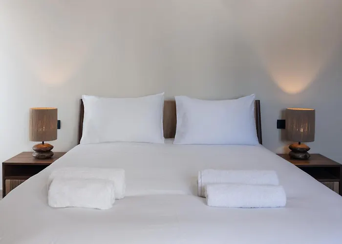 Hotel Frati Beachfront Perivolos (Santorini)